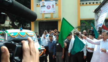 Hon’ble Chief Minister of Chhattisgarh Dr Raman Singh launched Mahatari Express ambulance service (Drop back for mother & child) at Raipur on 23rd Sep 2013